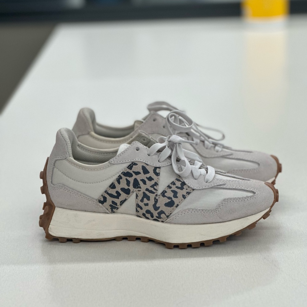 New Balance 327 - neutral leopard print